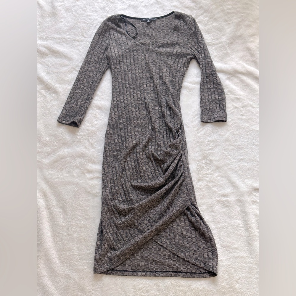 Mid length dress Size S